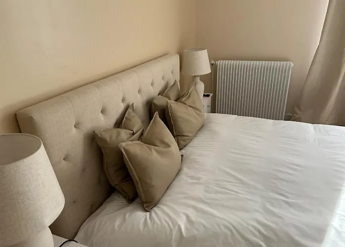 בית נופש Le - Maison Avec Jardin Et Parking *